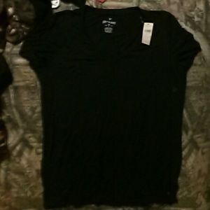 Black t shirt